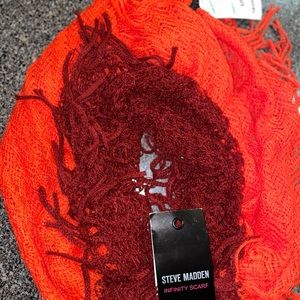 Steve Madden Infinity Scarf Brand New with Tags
